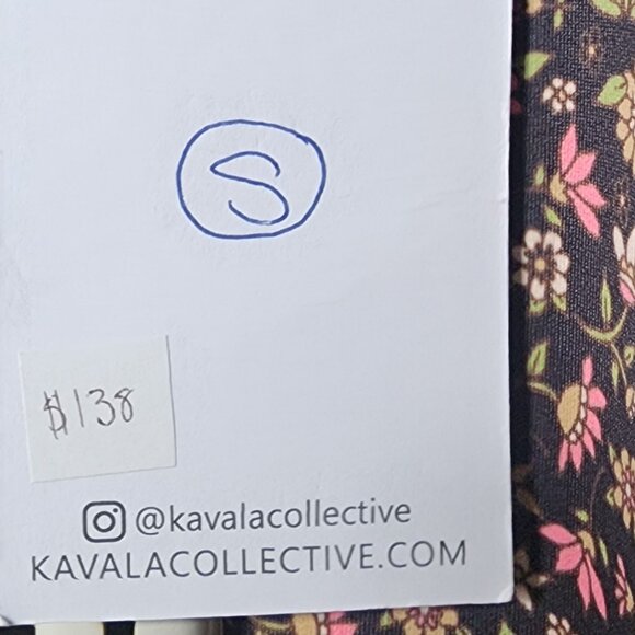 Kavala Collective Floral Print High-Waisted Capris - Picture 6 of 6